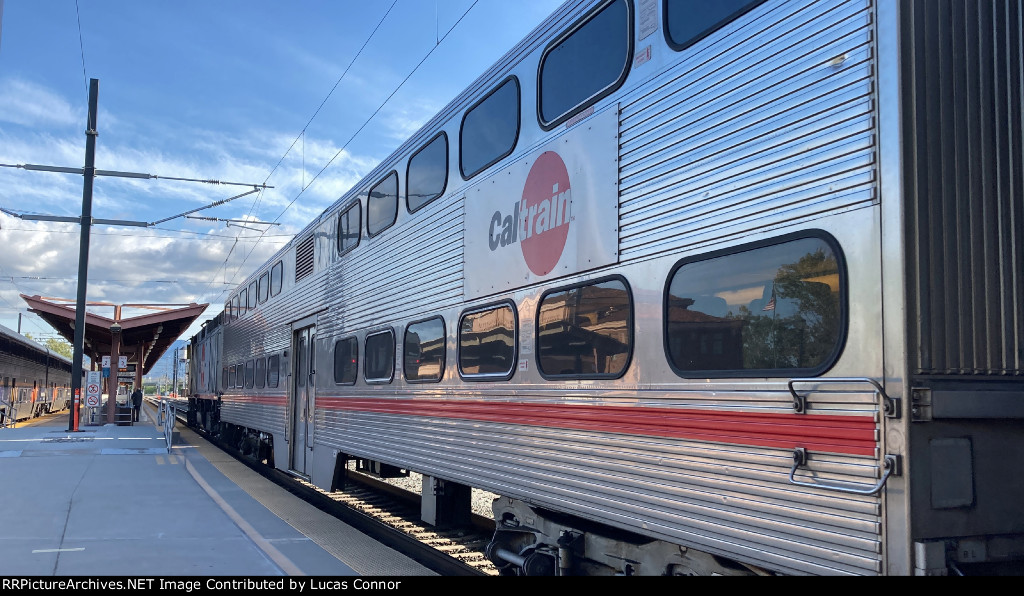 Caltrain 3847